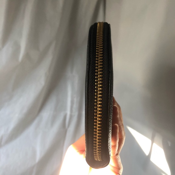 Jackson half moon wristlet - Picture 2 of 7